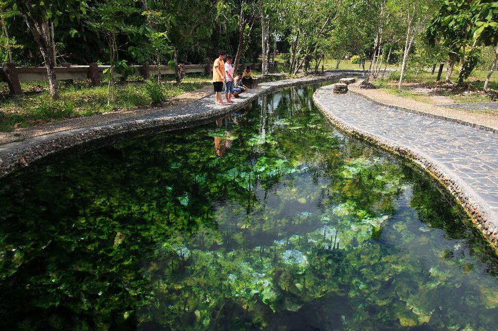 Kantang hot spring forest park healthy tourism