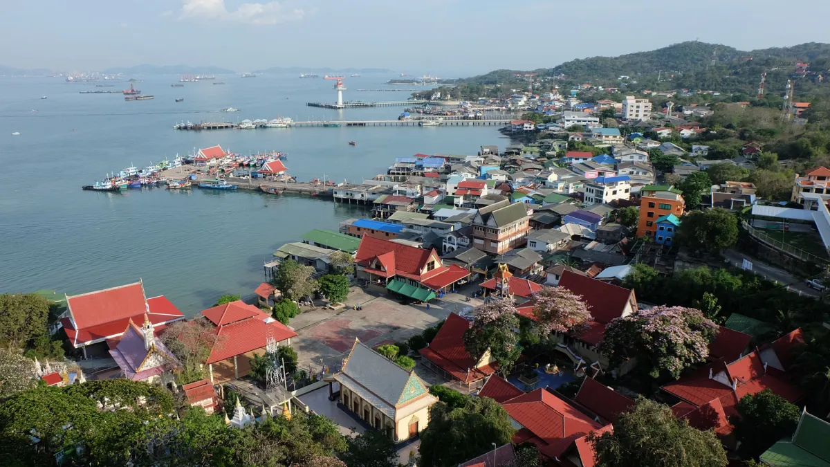 One-Day Trip on the Community Tourism Route at Koh Sichang in Chonburi