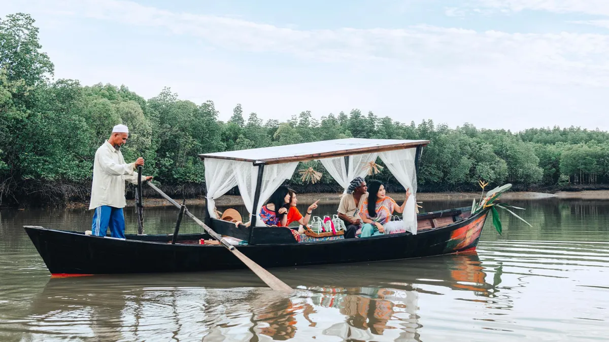 Lifestyle tourism: A Stove Boat at Ban Tung Yee Peng in Krabi