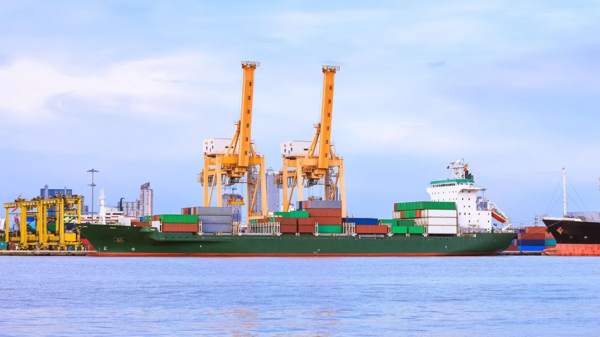Clearance for exportation by sea freight: Revising Export Control form and Export Declaration