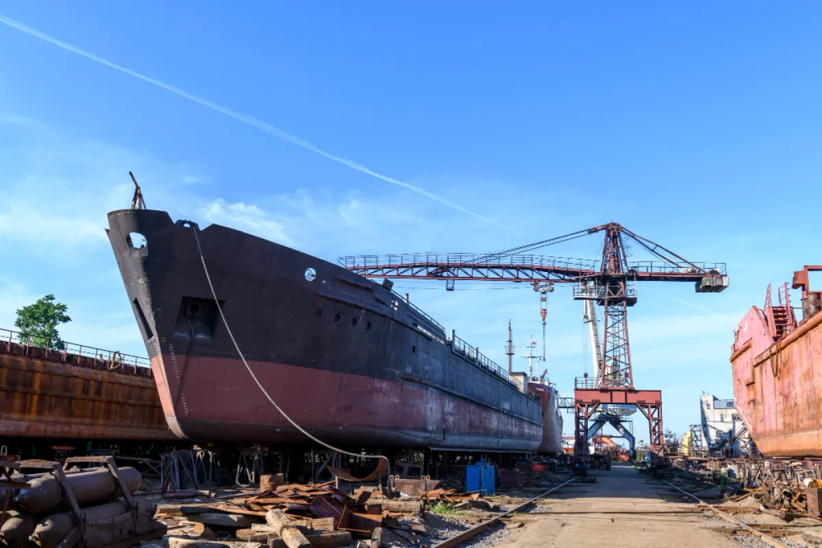 Criteria for Applying for a Bonded Warehouse License for Ship Repair or Construction Yard
