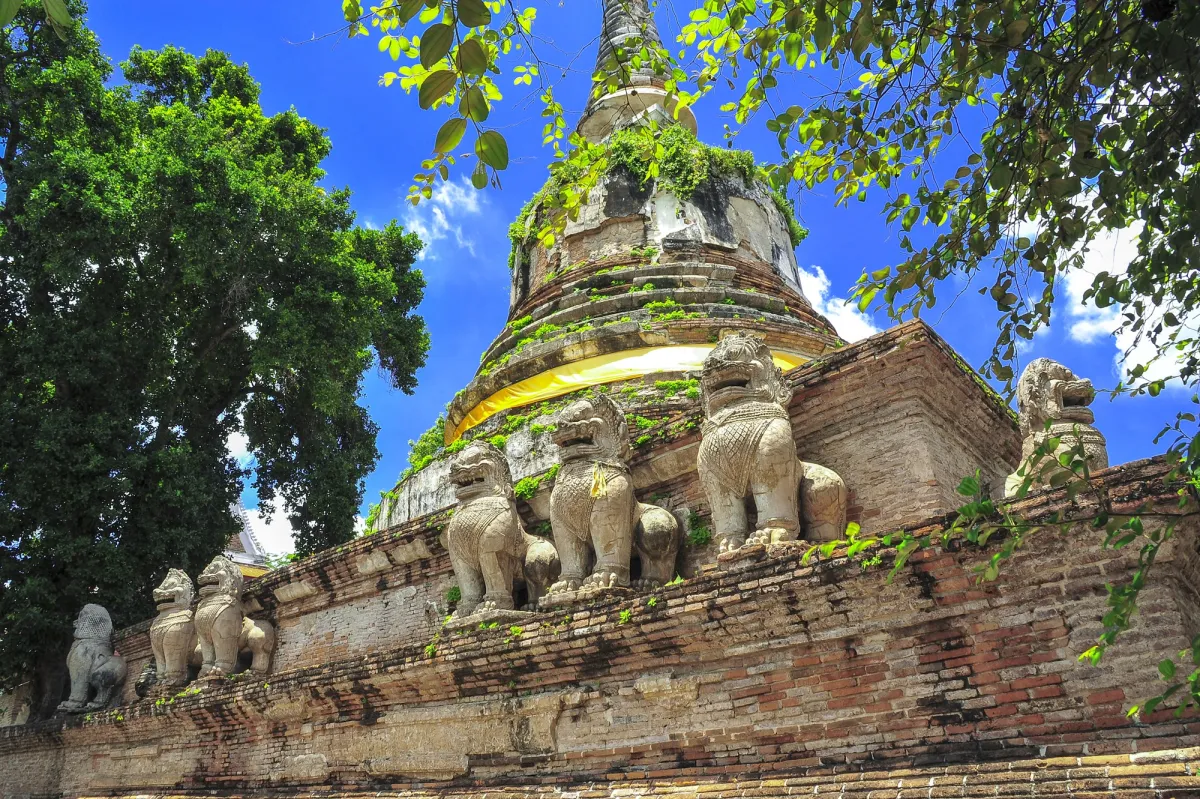 Following the Footsteps of Lisa (BLACKPINK) - Wat Maenangpluem, Ayutthaya