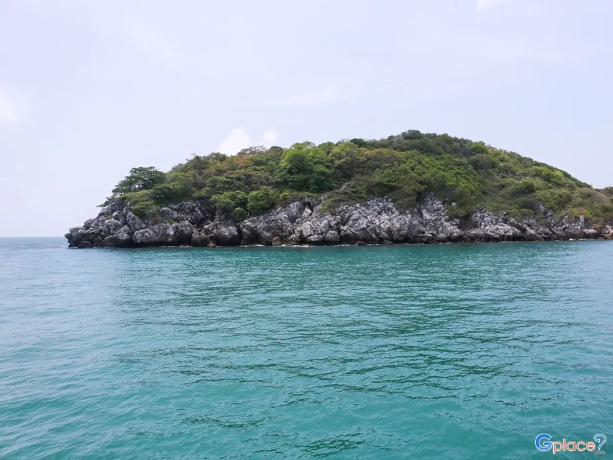 Explore the Magnificent Seven Seas of Chumphon - Ko Lawa