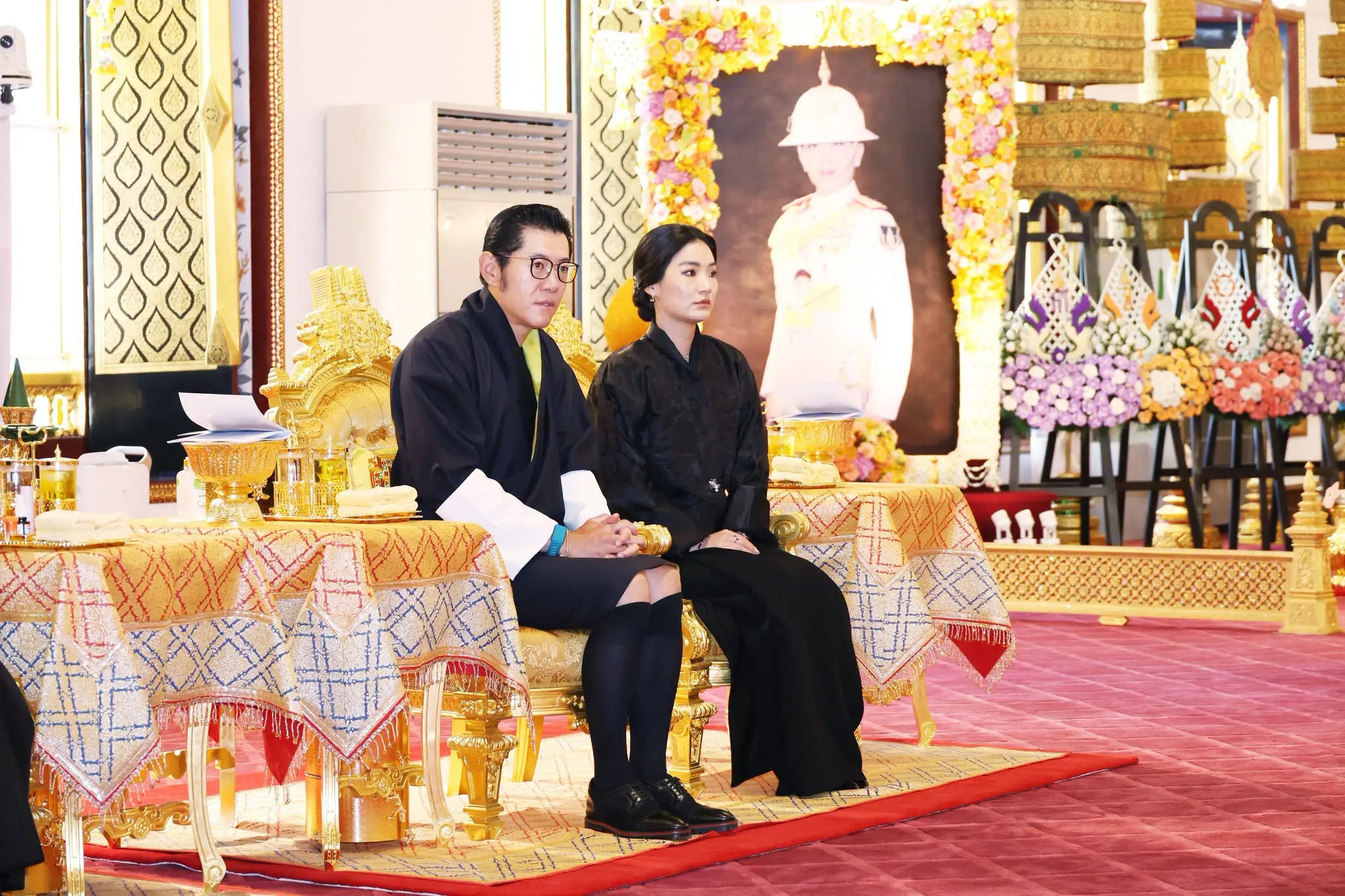 King and Queen of Bhutan Pay R...