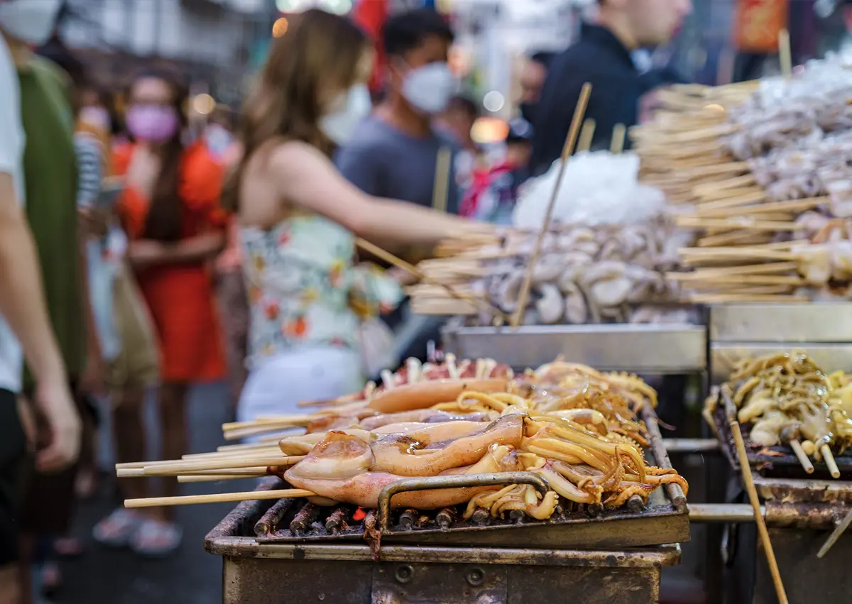 Thailand's Food Scene Defies G...